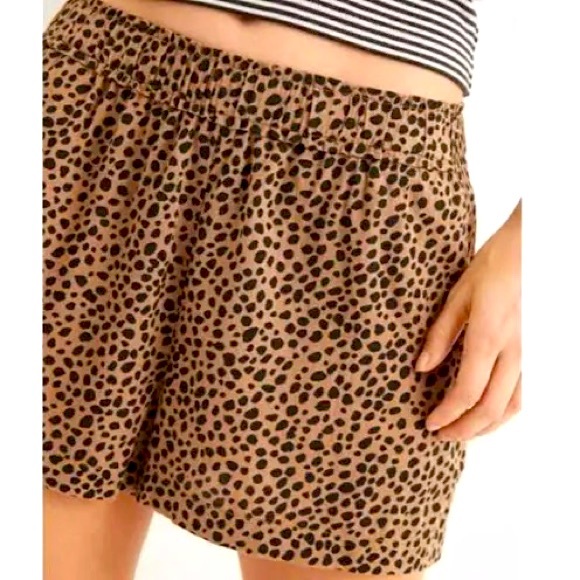aerie Pants - Aerie Beach and Beyond Leopard Print High Waist Shorts